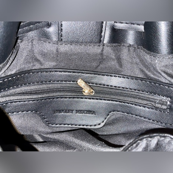 NWT (not attached) Badgley Mischka Vegan Leather Black Shoulder Bag - Picture 9 of 12